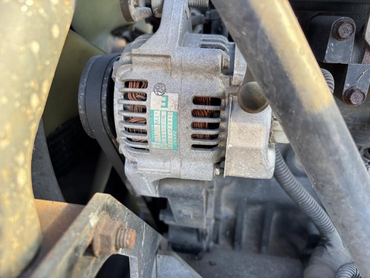 2013-john-deere-1600-turbo-image-33