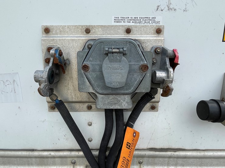 2012-utility-van-image-36