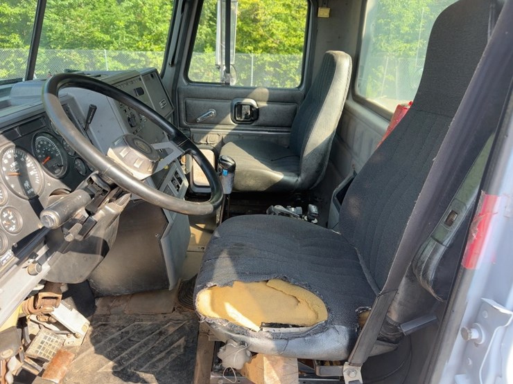 1998-mack-e7-454-image-29