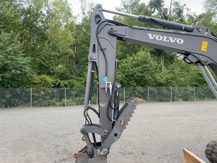 2021-volvo-ecr50f-mini-excavator-image-14