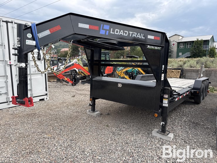 2025-load-trail-24'-tri/a-gooseneck-tilt-deck-flatbed-trailer-image-1