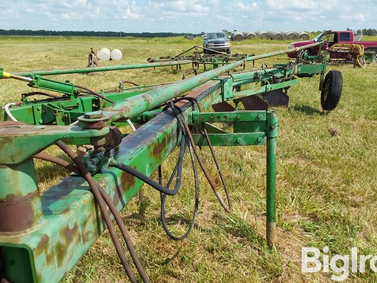 john-deere-2500-image-9