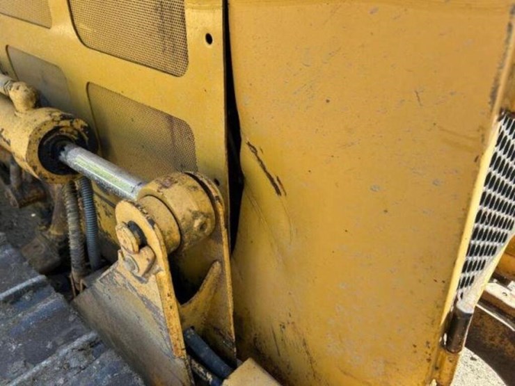 1990-caterpillar-d3c-image-38