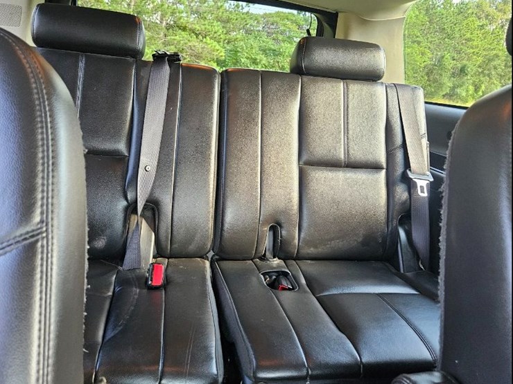 2009-gmc-yukon-xl-image-8