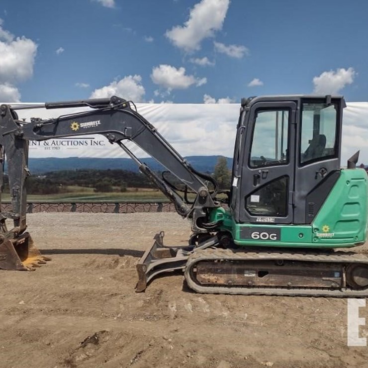 2017 DEERE 60G
