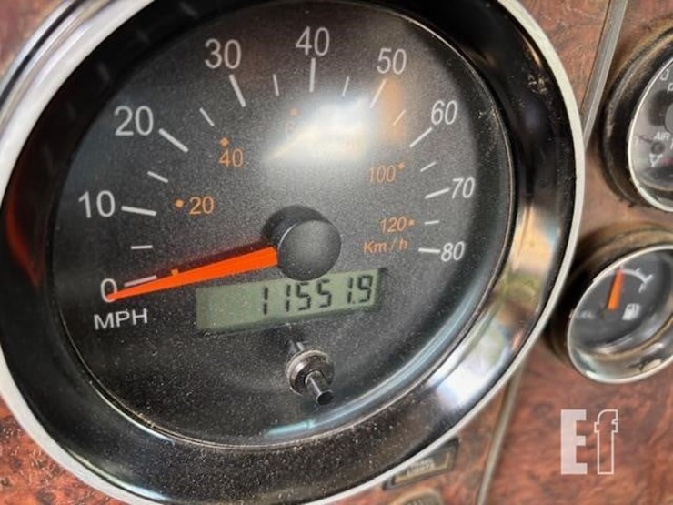 2006-kenworth-t800-image-23
