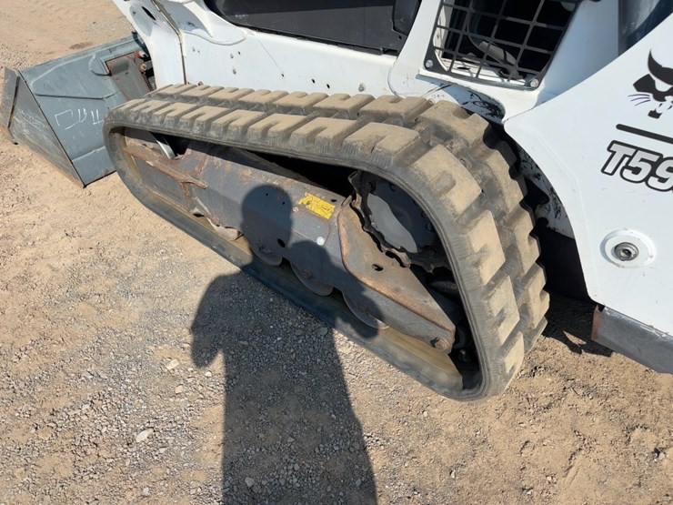 2019-bobcat-t590-image-14