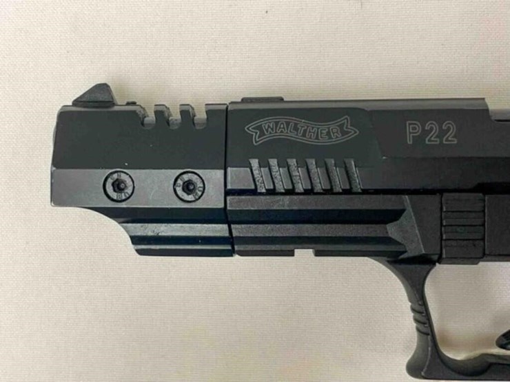 walther-.22-pistol-image-4