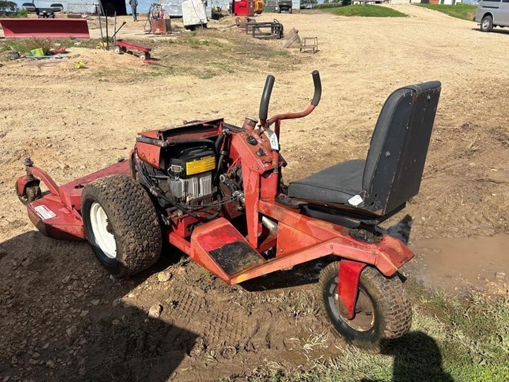 ferris-commercial-pro-cut-61-lawn-mower-image-7