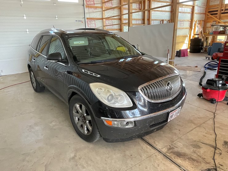2009-buick-enclave-cxl-image-3