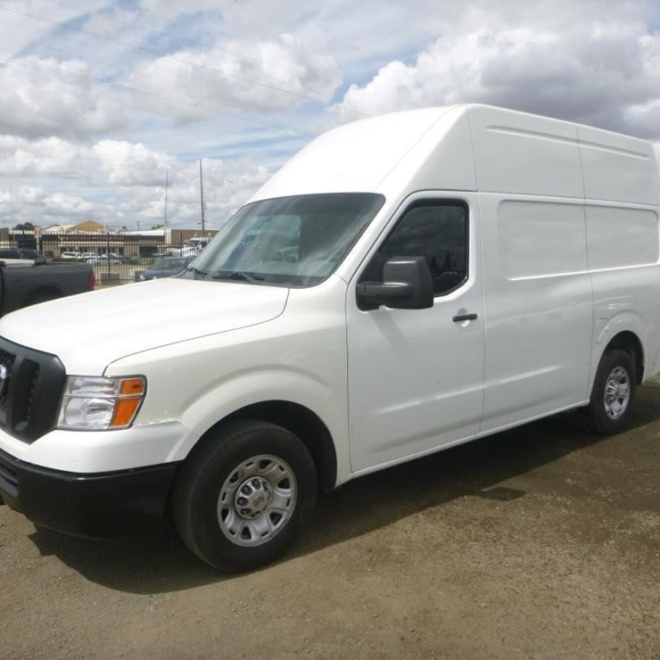 2013 NISSAN NV2500