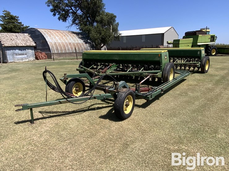 john-deere-8300-image-1