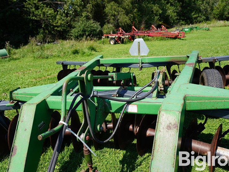john-deere-630-image-20