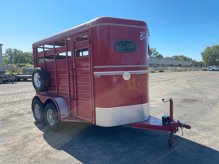 2002-bison-612hpt-12'-t/a-livestock-trailer-image-7