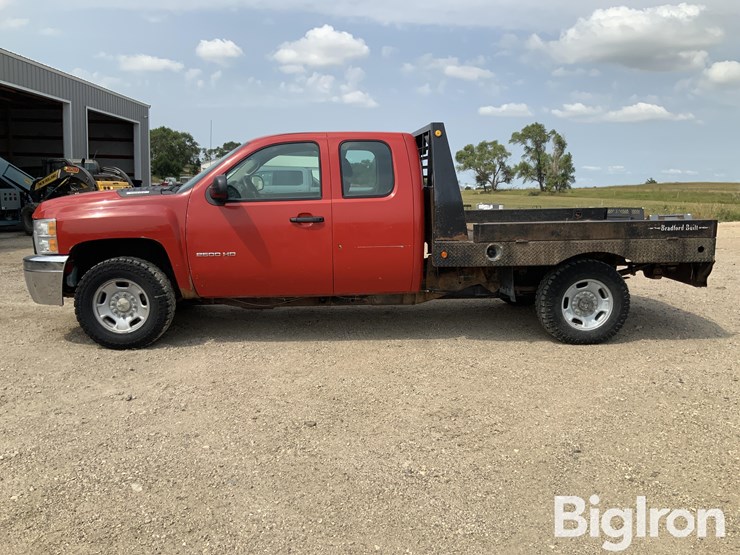 2011-chevrolet-silverado-2500-image-8