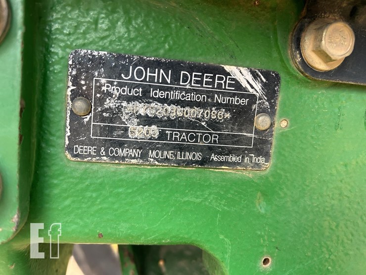 john-deere-5203-image-15