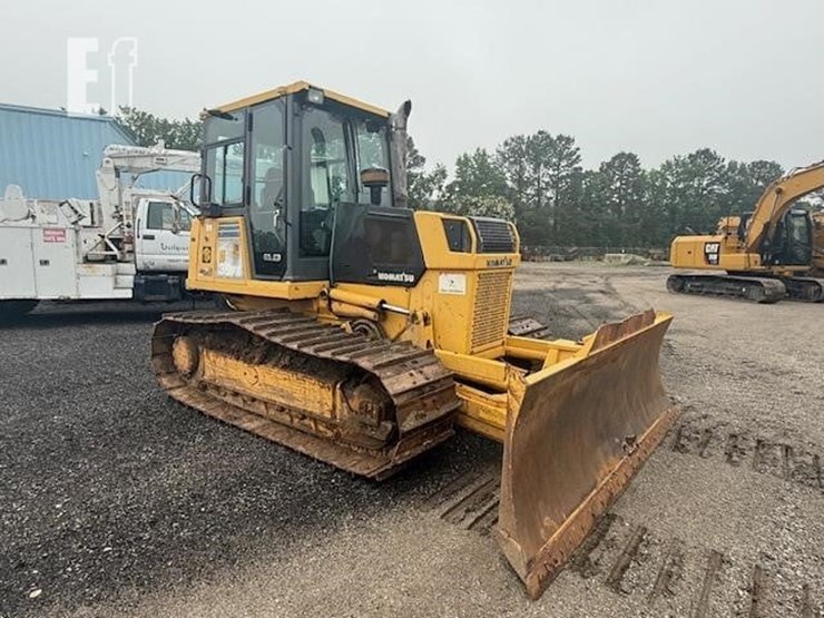 2005-komatsu-d39px-21-image-6