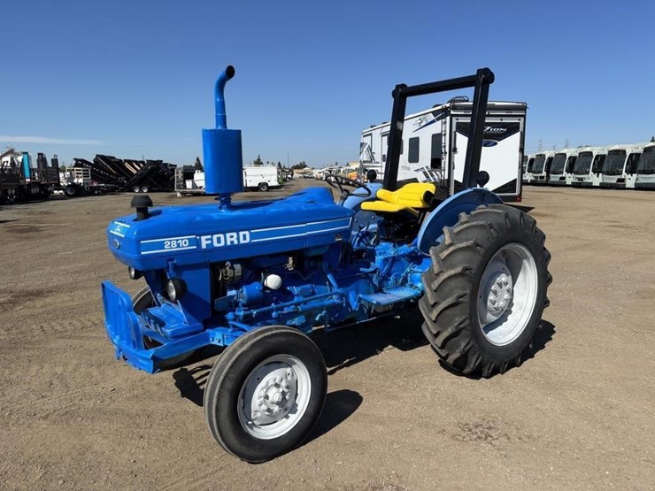 ford-2810-image-1