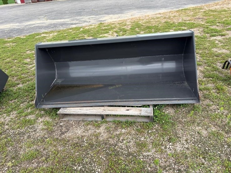 new-cid-78"-skidsteer-bucket-image-2
