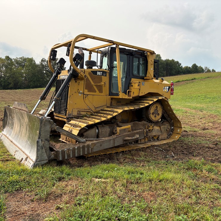 CATERPILLAR D6T LGP