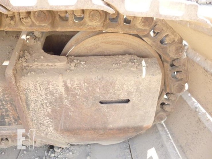 2017-deere-210g-lc-image-29