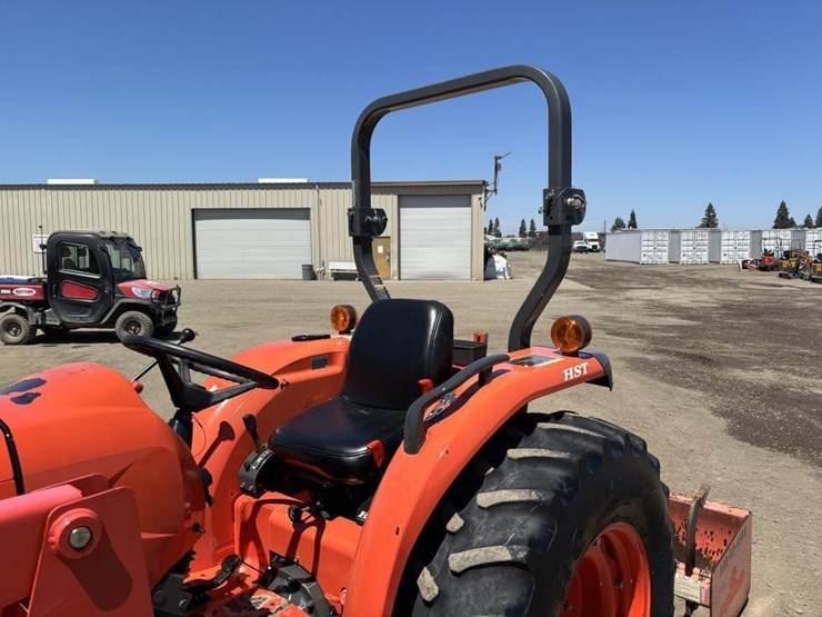 2018-kubota-l4701-image-28