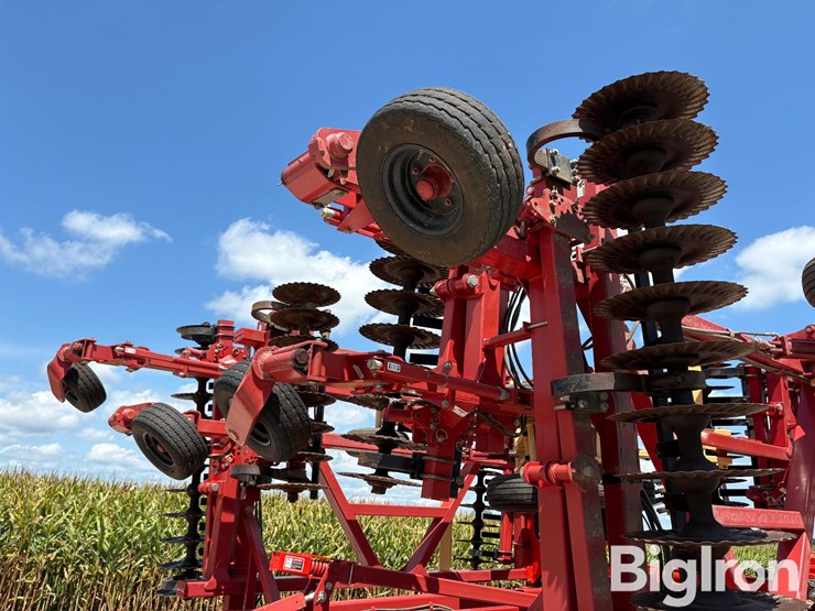 2013-kuhn-krause-8000-40-image-20