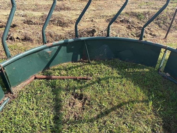 round-bale-feeder-image-3