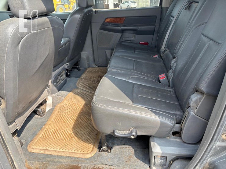 2006-dodge-ram-3500-image-8