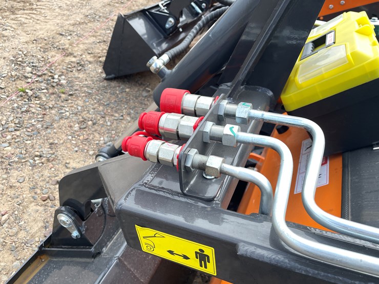 #9364-•-unused-2025-landhero-mini-skid-steer-loader-image-18