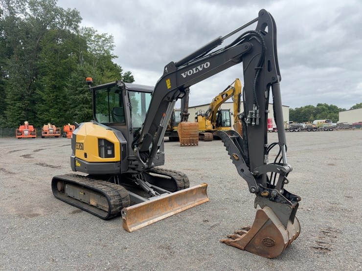 2021-volvo-ecr50f-mini-excavator-image-7