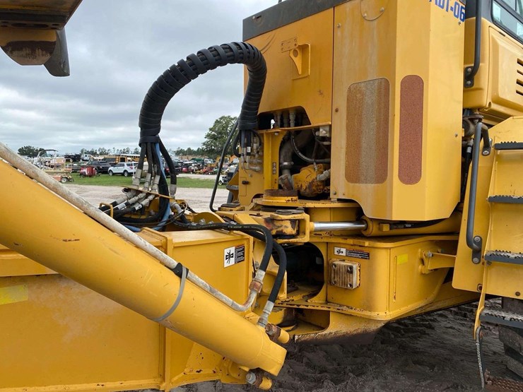 2015-deere-410e-image-20