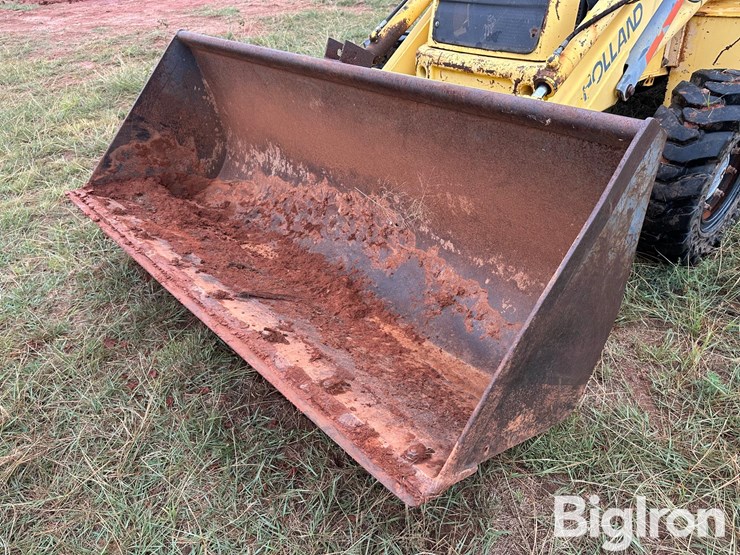 new-holland-lb75b-image-16