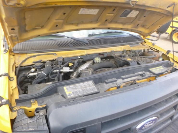 2008-ford-e450-image-10