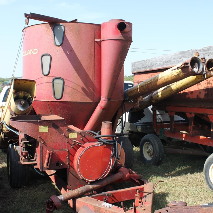 NEW HOLLAND 357