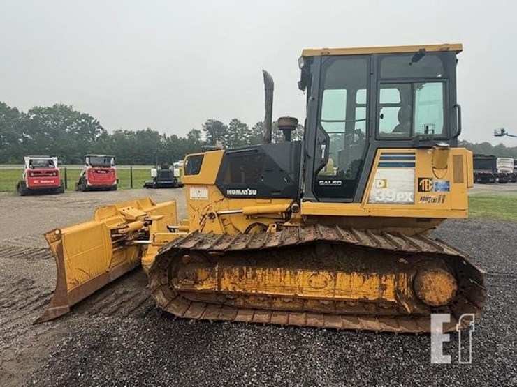 2005-komatsu-d39px-21-image-3