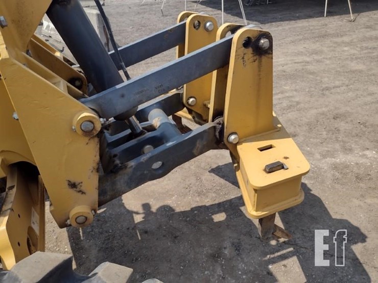 2020-deere-670gp-image-25