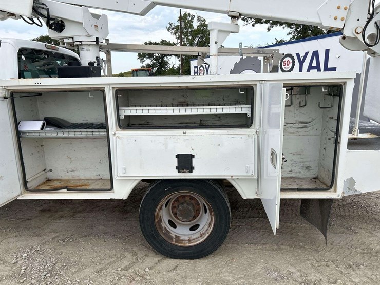 2014-altec-at200a-image-17