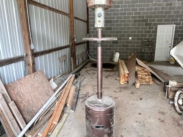 (2)-hiland-premium-patio-heaters-image-1