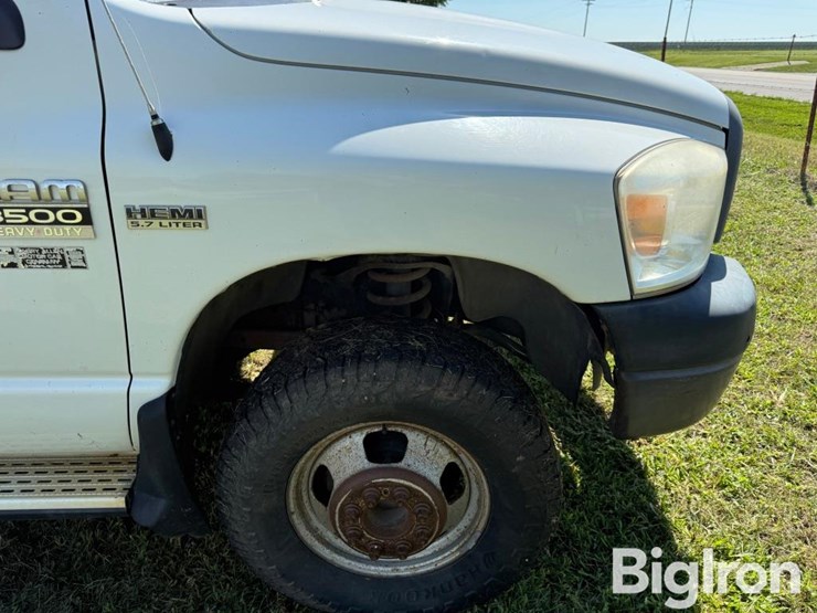 2007-dodge-ram-3500-image-17