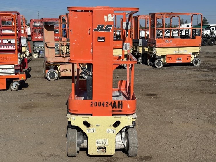 jlg-1230es-image-5