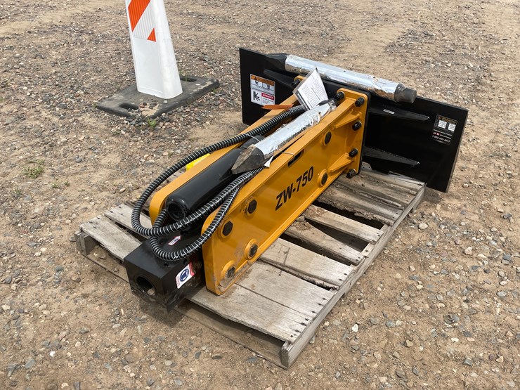 #3062-•-unused-2025-wolverine-skid-steer-concrete-breaker-attachment-image-1