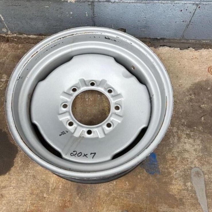 (1) 20x7 Rim
