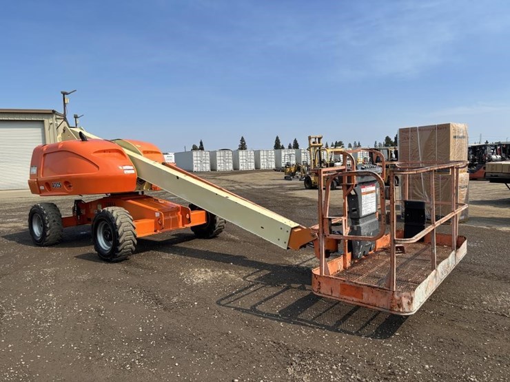 2007-jlg-400s-image-2