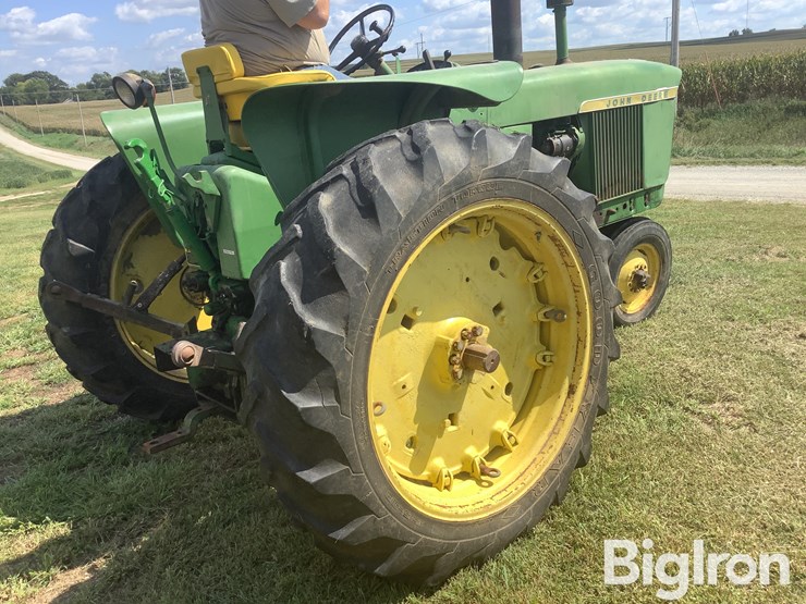 1966-john-deere-3020-image-5