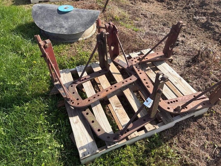 tractor-draw-bar-hitches-image-3