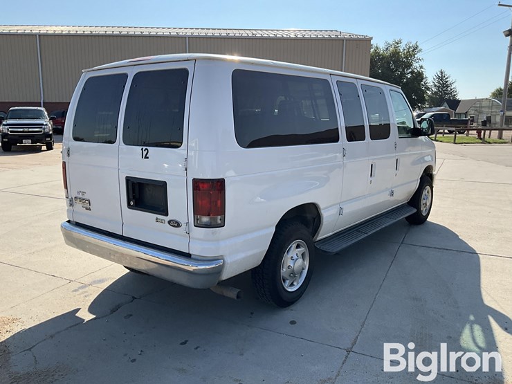 2012-ford-e350-xlt-image-5
