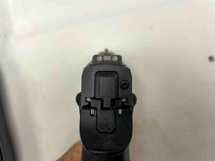 sig-sauer-9mm-pistol-image-7