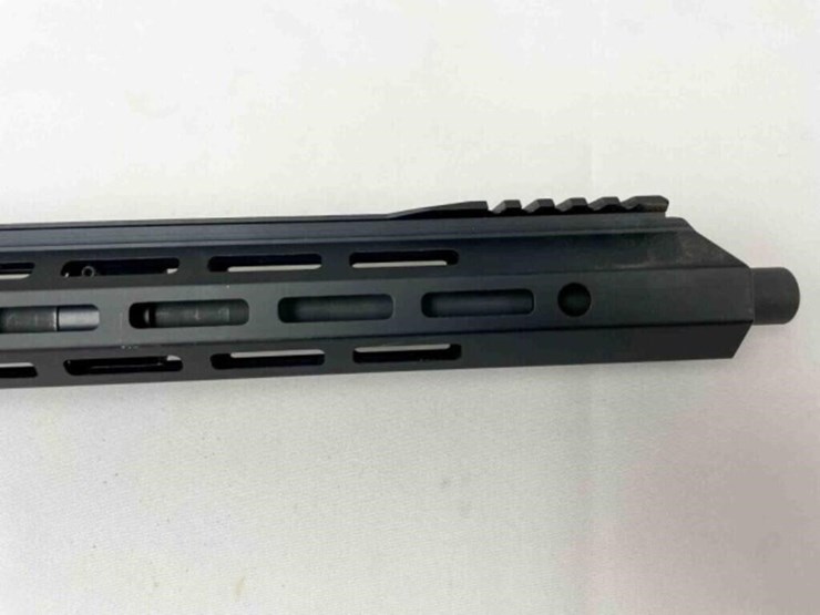 aero-precision-5.56-rifle-image-12