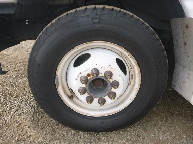 2017-ford-e450-image-14